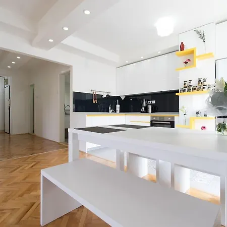 Apartment Mycomfypalace Sarajevo